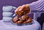 Milk Chocolate Pecan Clusters D6