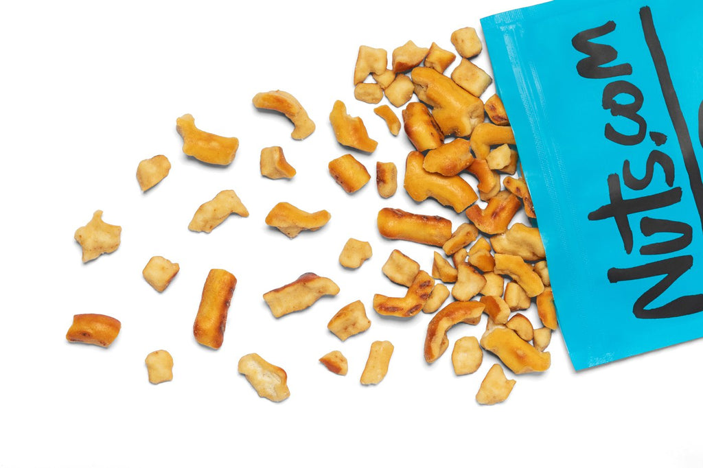 Smoky Bacon Cheddar Pretzel Pieces H1